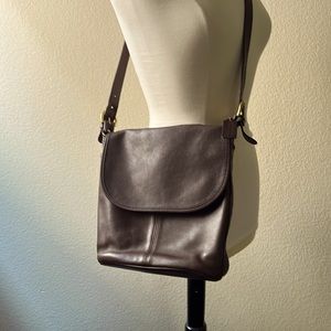 Vintage Coach Chocolate Flap MessengerCrossbody Shoulder Bag